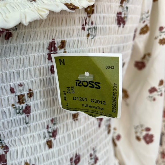 Ross Floral top NWT - Picture 5 of 8